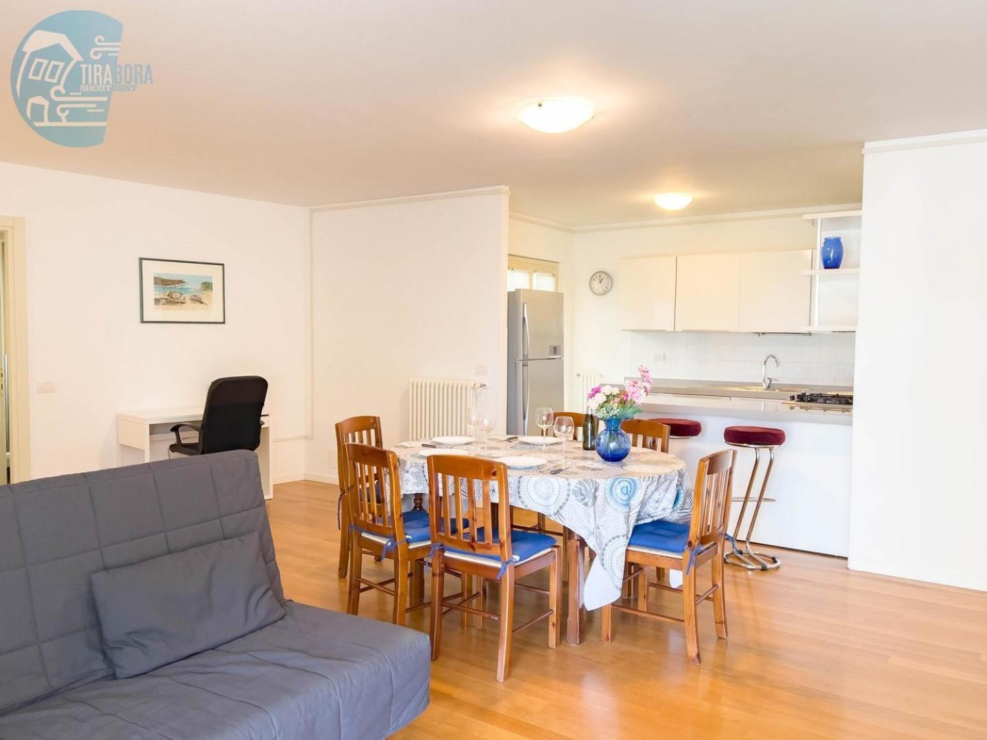 Cattedrale 5 Tirabora Short Rent Apartment Trieste Ngoại thất bức ảnh