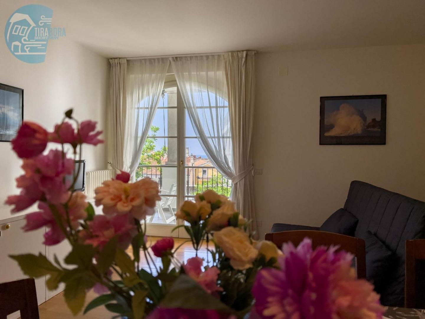 Cattedrale 5 Tirabora Short Rent Apartment Trieste Ngoại thất bức ảnh